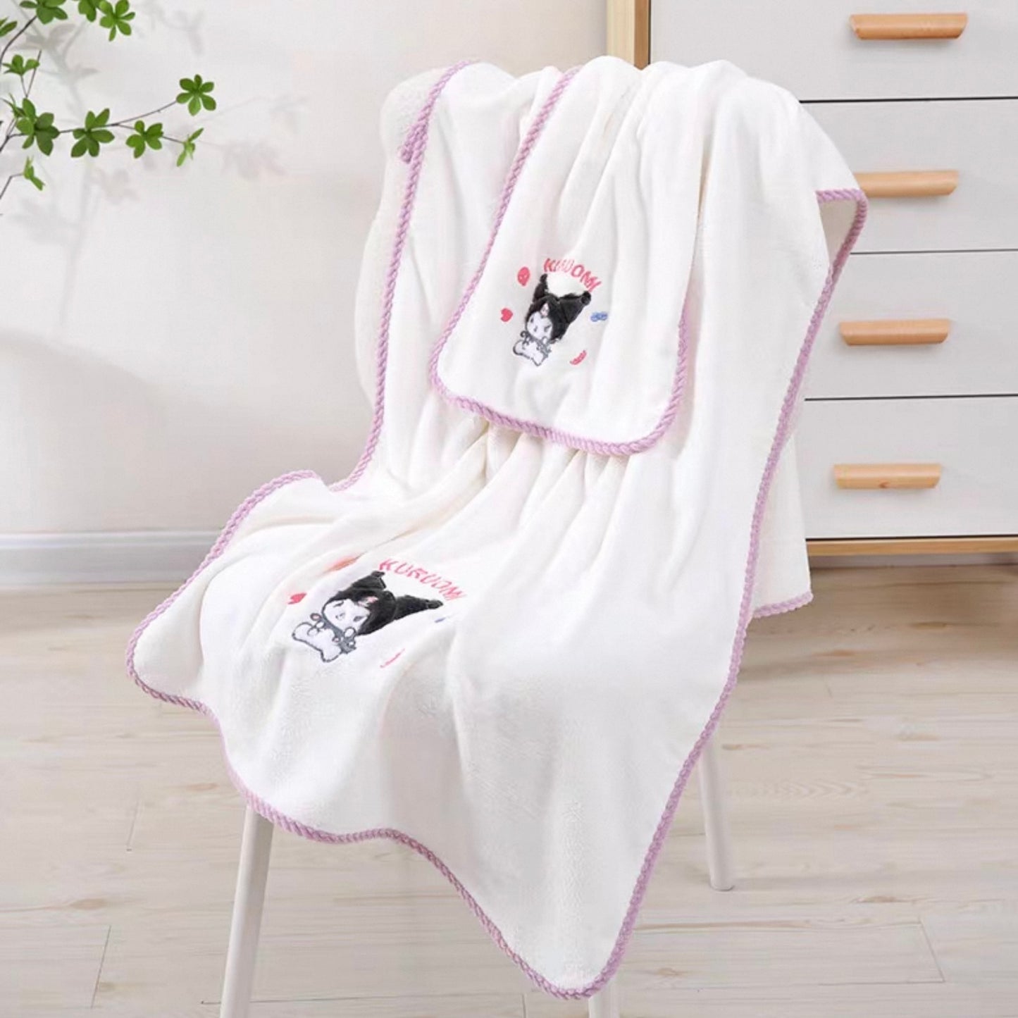 Yuna Fleece Towel